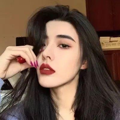 现在和相爱的人在一起吗?